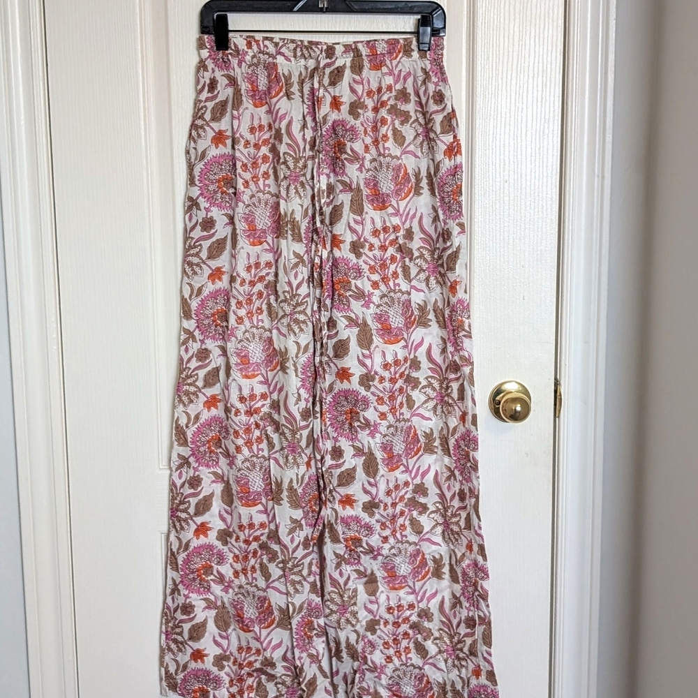 🌸 Floral Wide-Leg Pants